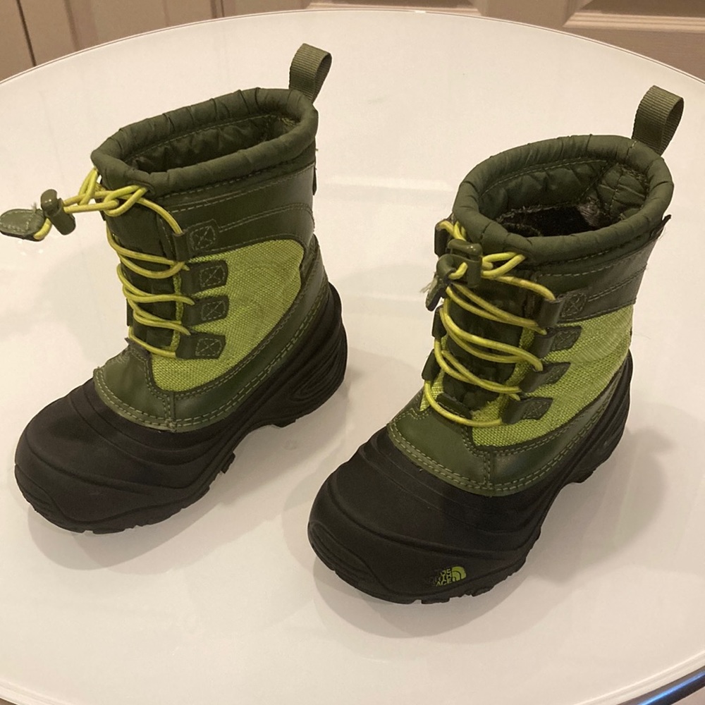 North Face winter boots, size 11 toddler